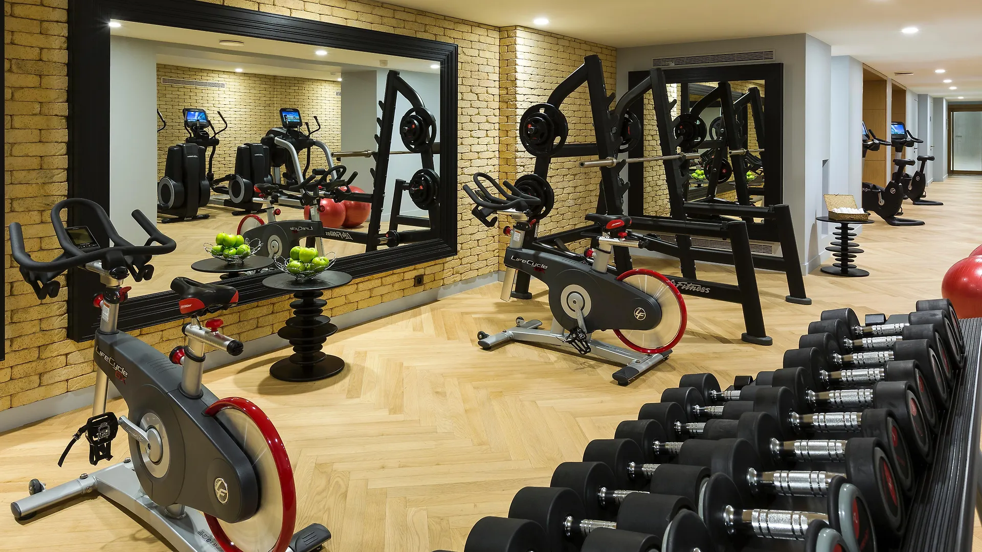 La Clef Tour Eiffel Paris By The Crest Collection Hotel